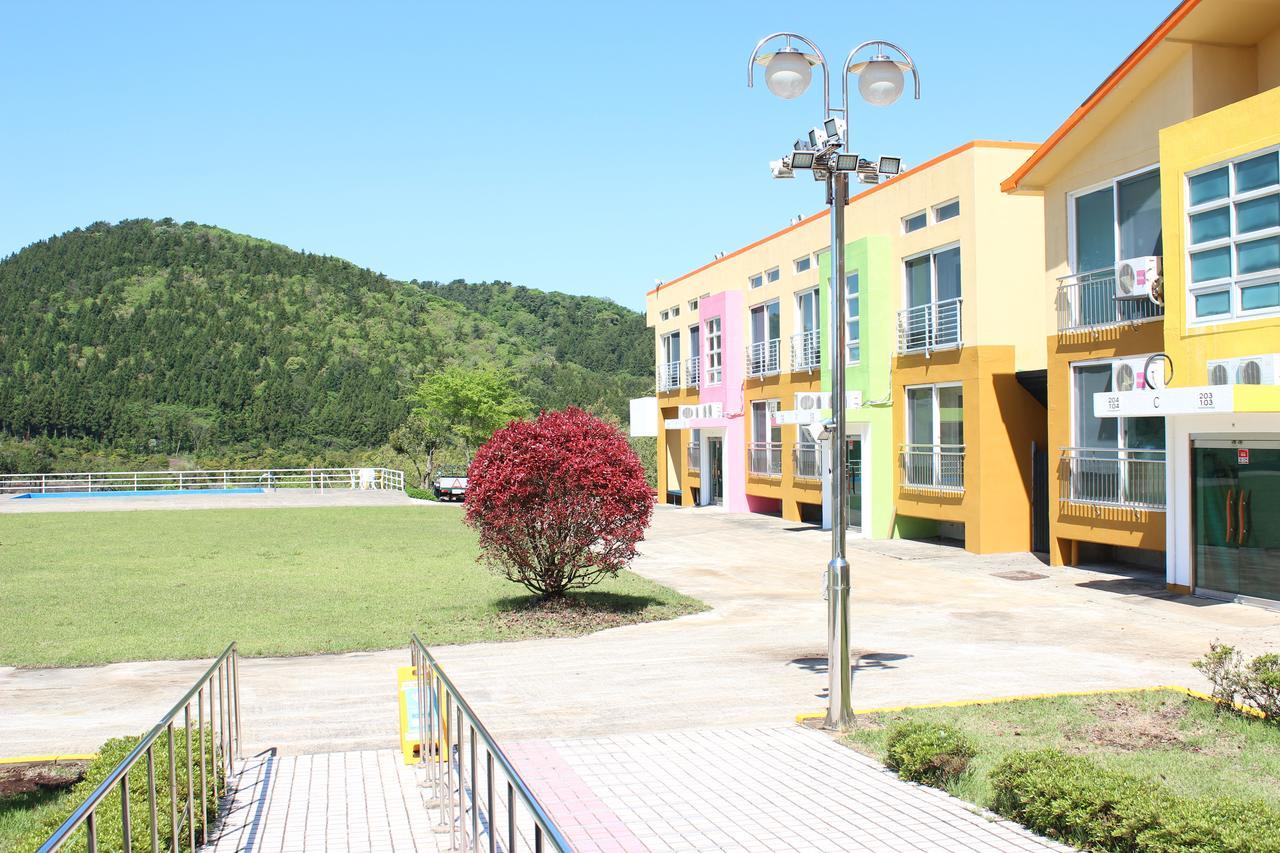 Geomunoreum Hostel Τζέτζου Εξωτερικό φωτογραφία